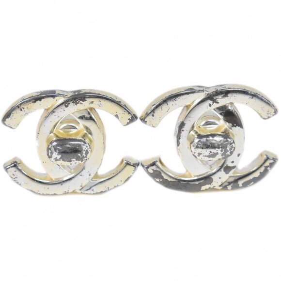 CHANEL CC Turn Lock Motif Gold Plated Earrings Clip - Picture 1 of 9